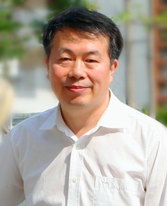 田万华
